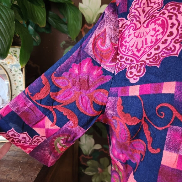 VINTAGE Bold Print Button Up Top Size 12 - Picture 4 of 11